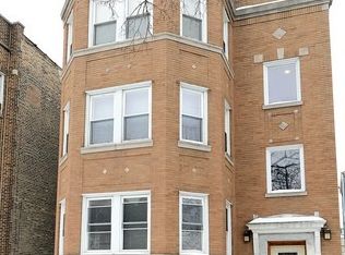 6250 N Claremont Ave APT 2, Chicago, IL 60659