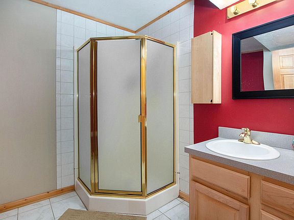 5th image of 2215 Eagle Blvd