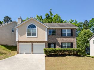 3893 Micah Ln, Ellenwood, GA 30294