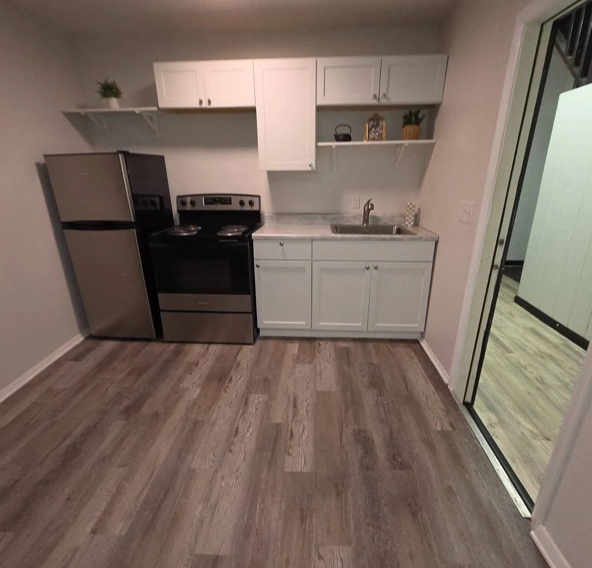 Studio, 1.5 bath, $1,175 — Photo 1