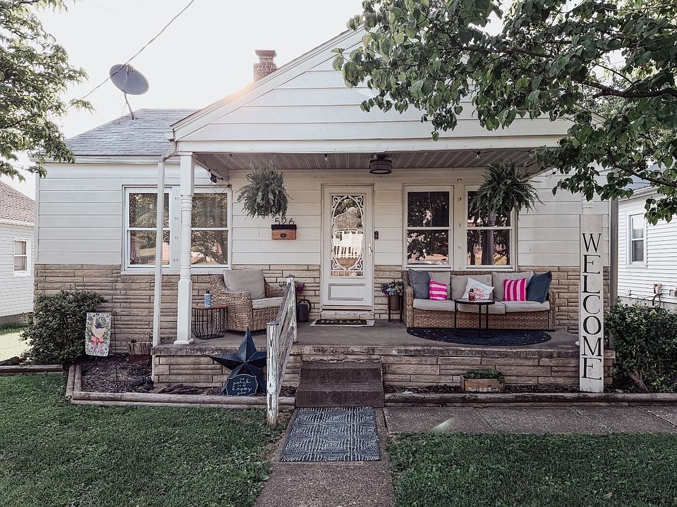 1st image of 526 11th St