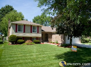 7425 Admiralty Dr, Canton, MI