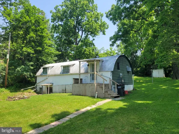 329 Boalsburg Rd, Lemont, PA 16851