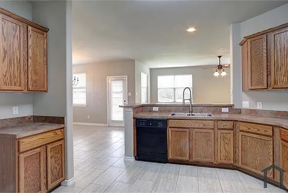 1709 Duck Cove Dr — Photo 9