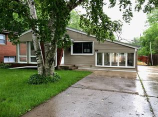 2521 Elim Ave, Zion, IL