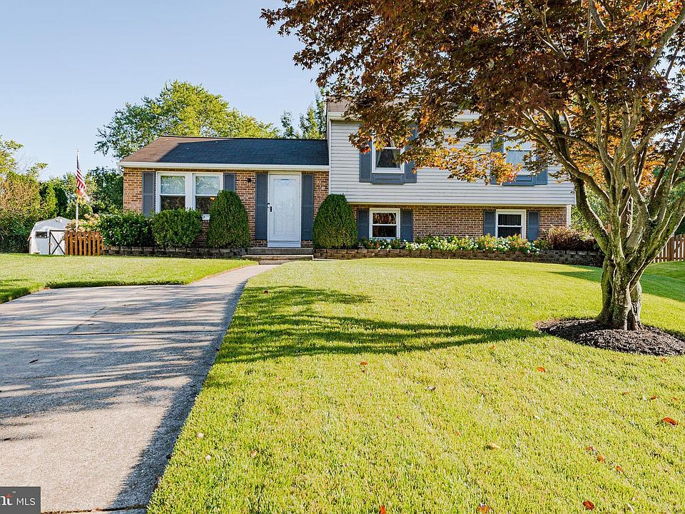 1st image of 1651 Canonade Ct