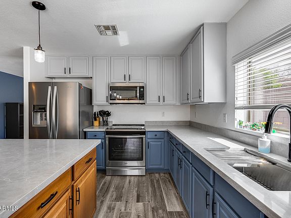 2nd image of 10511 W VILLA CHULA --