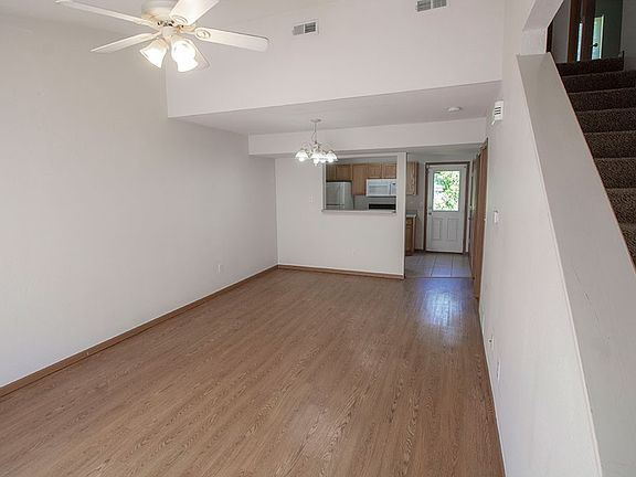 2nd image of 1529 Bodie Dr