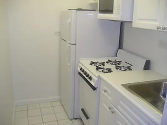 Rented by KVNY Soho | media 16