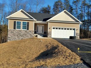 788 Basin Dr, Inwood, WV 25428