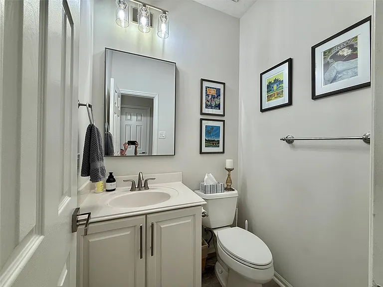 2 Twin Feather Pl — Photo 18