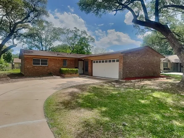 10322 Antrim Ln, La Porte, TX 77571