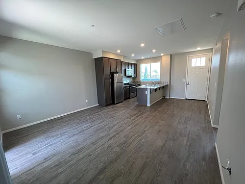 Floor plan 204