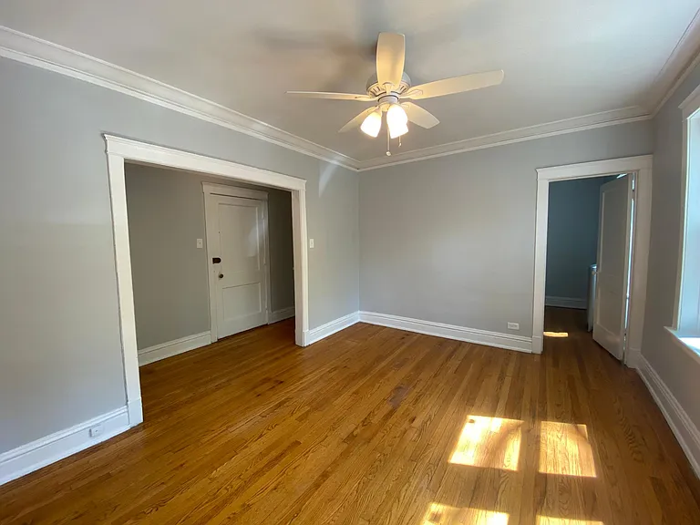 3953 N Hoyne Ave #1 — Photo 9
