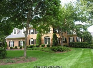 11185 Longwood Grove Dr, Reston, VA 20194