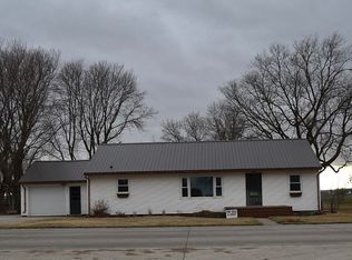 301 Church St, Webb, IA 51366