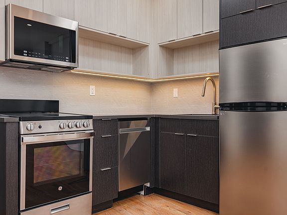 4th image of 375 Lefferts Ave #8C