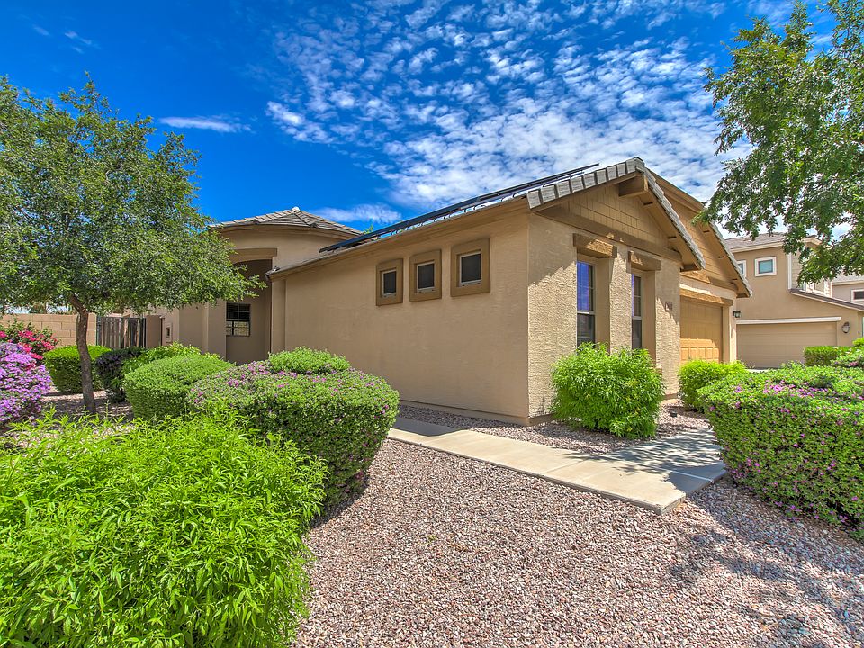1st image of 2652 W Canyon Way