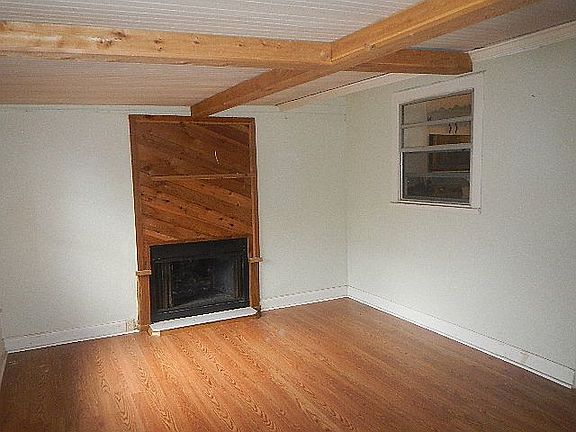 5th image of 4620 Drummond Ln
