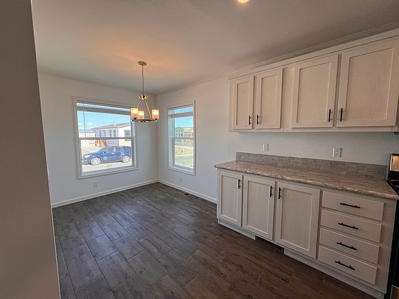 3rd image of 1300 Whitetail Ave #120