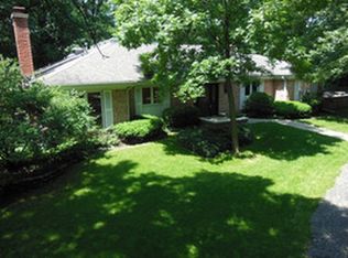 27W075 Walz Way, Wheaton, IL 60189