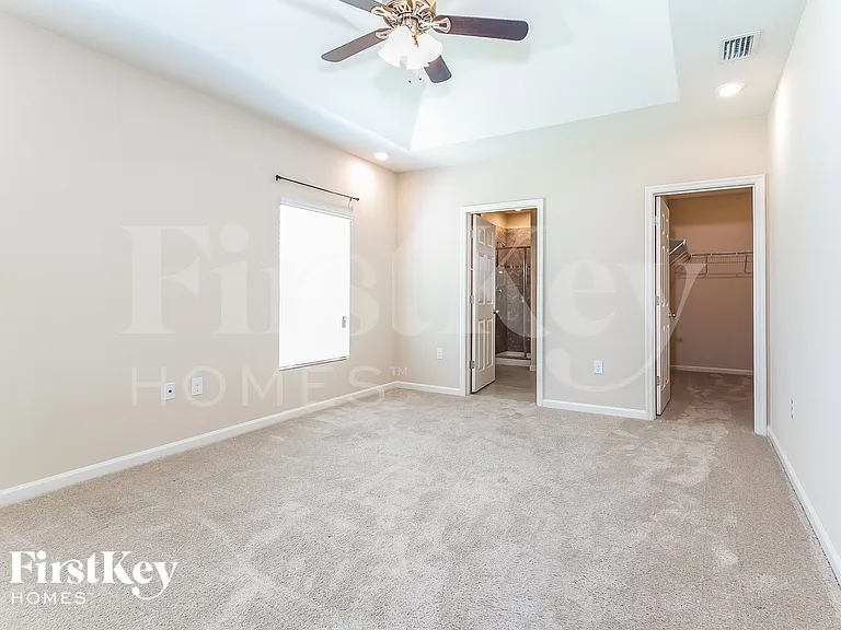 1051 Peta Way — Photo 10