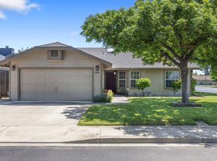 2088 Shadow Park Dr, Turlock, CA 95380
