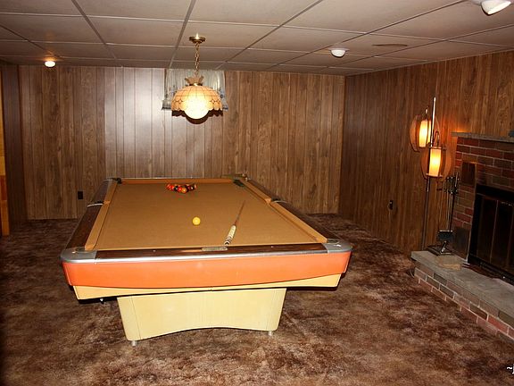 basement rec room
