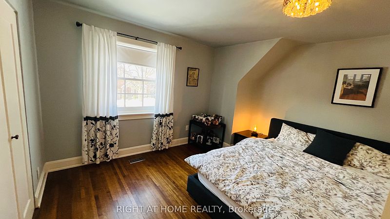 Toronto House for rent - 4 Bedrooms — photo 22
