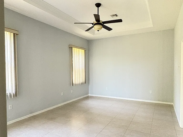 9741 Las Casas Dr — Photo 11