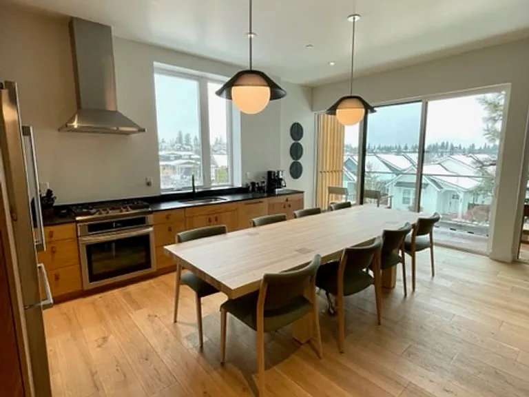 2745 NW Ordway Ave #306 — Photo 37