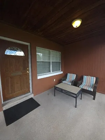 Fabulous One bed One bath duplex in the heart of Tampa — Photo 3