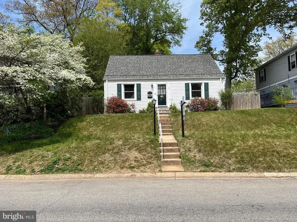 10604 S Dunmoor Dr, Silver Spring, MD 20901