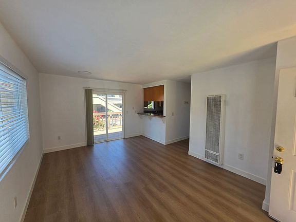 3rd image of 18671 Libra Cir APT 4