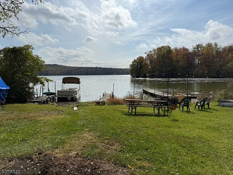 43 Rocky Point Rd — Photo 17