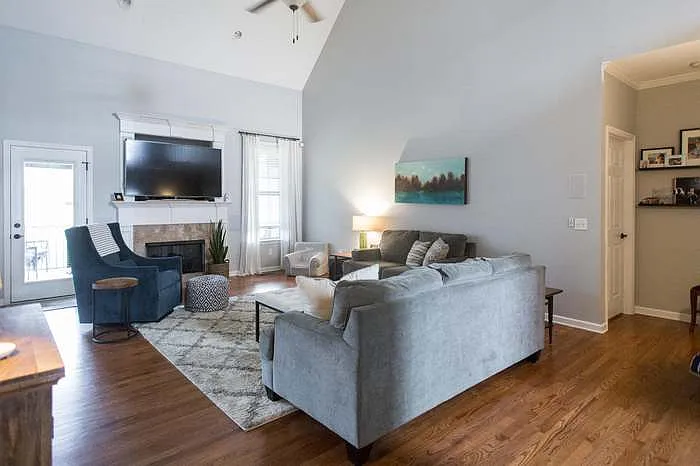8734 McKenzie Farm Dr — Photo 9