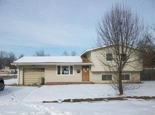 2401 Hemlock Ave, Granite City, IL 62040