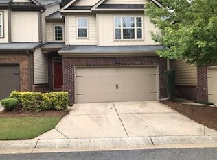 1302 Houndslake Dr, Marietta, GA