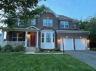 12905 Larkmeade Ln, Woodbridge, VA 22193