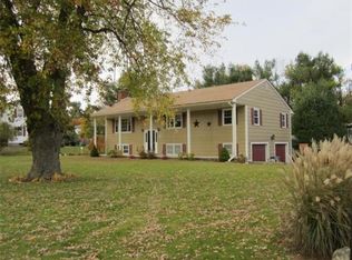 11 Holden Rd, Paxton, MA 01612