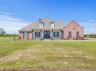 16052 Fleur De Lis Dr, Iowa, LA 70647