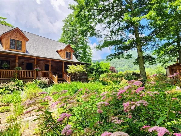 487 Klonteska Drive, Banner Elk, NC 28604