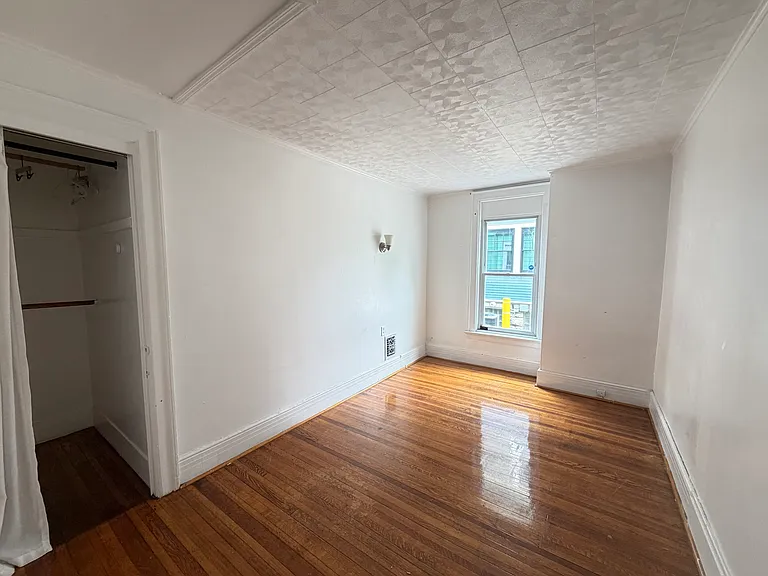 1080 Elmwood Ave #1 — Photo 39