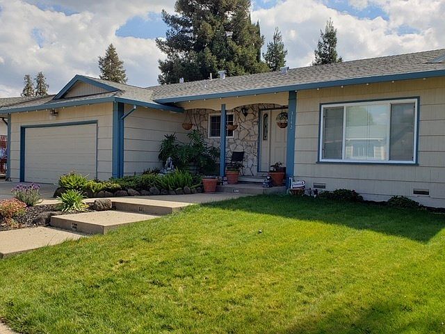 1st image of 3142 Ponderosa Way