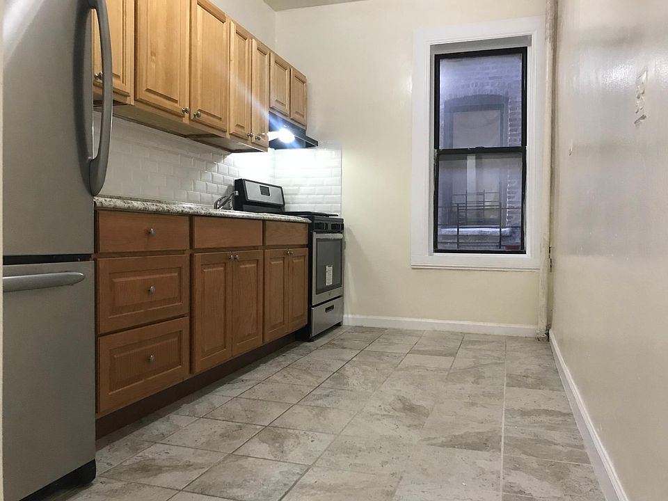 Huge kitchen