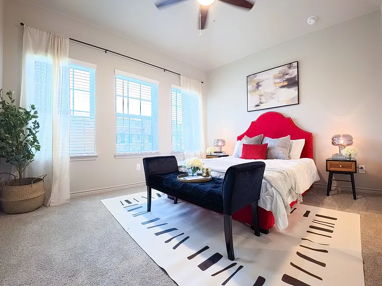 Primary Bedroom with Ensuite and Walk-in Closet (Plan 3201)