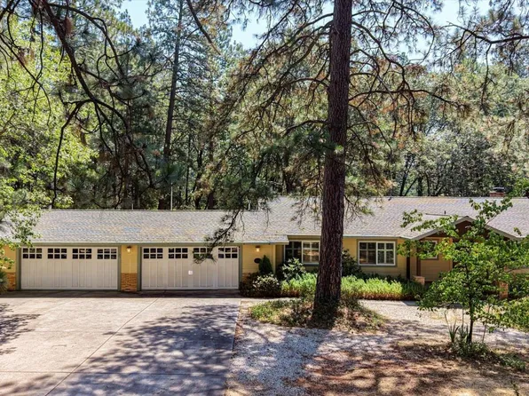 16067 Langley Pl, Grass Valley, CA 95949