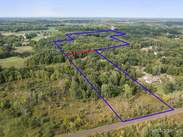 11833 McPherson St NE, Lowell, MI 49331