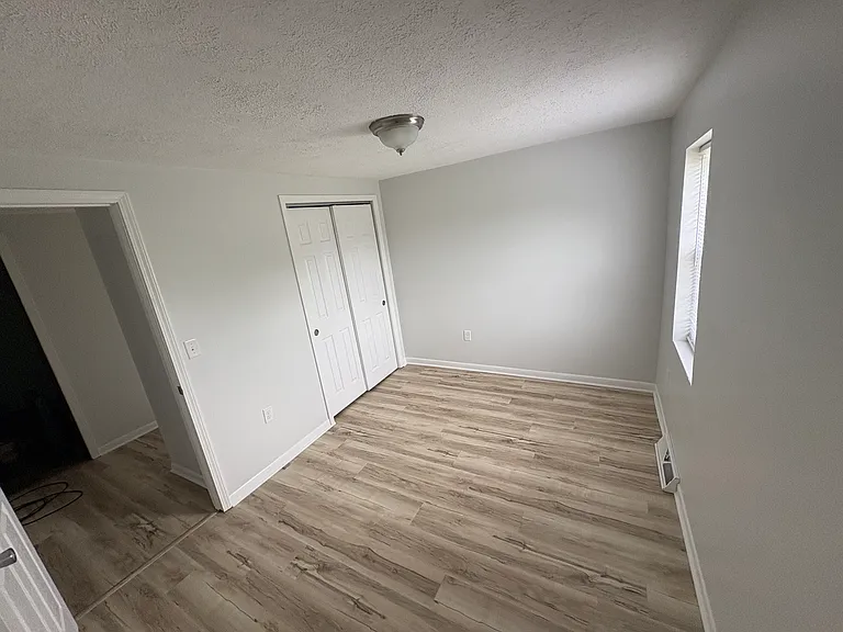 5270 Wayne Madison Rd — Photo 4