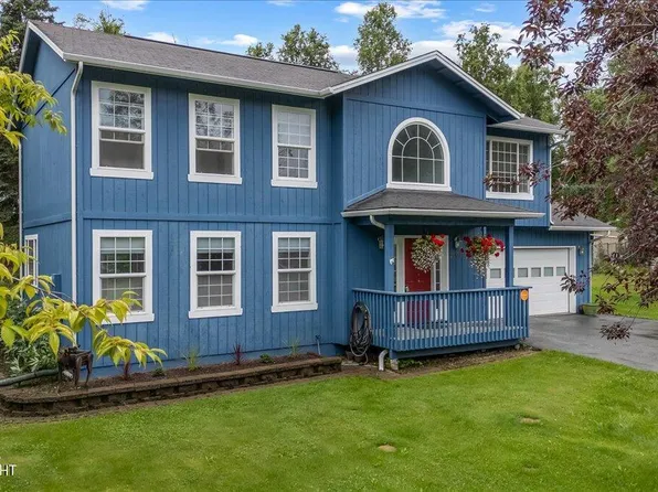 2905 W Youngtree Dr, Wasilla, AK 99623